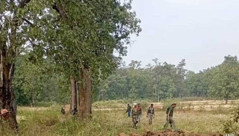 1m3s7k2k maoists karregutta hills chhattisgarh 625x300 02 may 25 780x470
